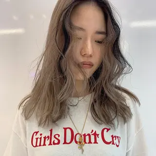 セミロング カラー share salon JAM 吉祥寺所属・レイヤー/ブリーチ HIKARU ♡のヘアスタイル