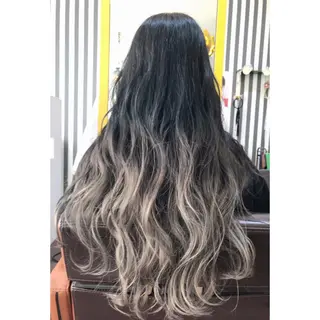 ロング カラー 🦋透明感カラー🦋 CHIHARUのヘアスタイル