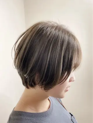 ショート 原田 真子のヘアスタイル