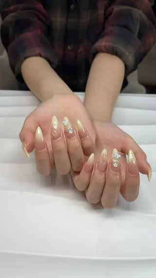 ネイル The 1989 Nail Salonのネイルデザイン