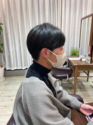 ショート メンズ 平山 芽衣のヘアスタイル