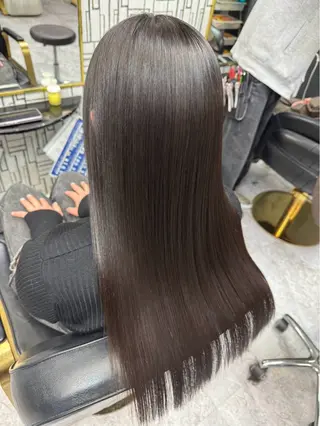 セミロング 冨吉 咲笑のヘアスタイル