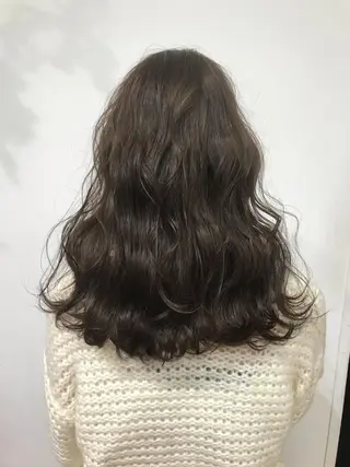 セミロング カラー レイヤー/顔周り /AKARIのヘアスタイル