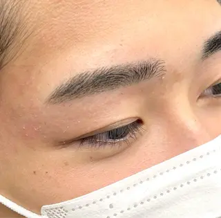 メンズ アイブロウ ちょめ/八王子 ZEST emuのヘアスタイル