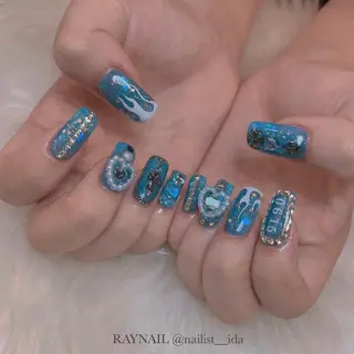 ネイル Arowa 伊田のネイルデザイン