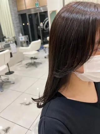 セミロング 👑顔周り韓国風 レイヤーSHUTOのヘアスタイル