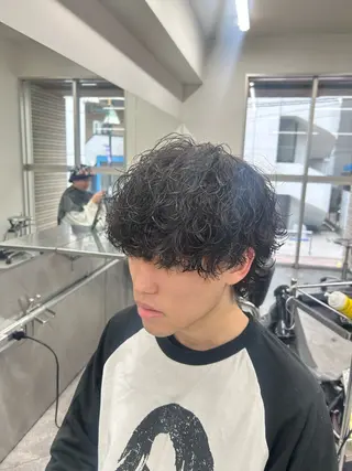 パーマ メンズ パーマ支持率No.1 ❤️‍🔥安成弾のヘアスタイル