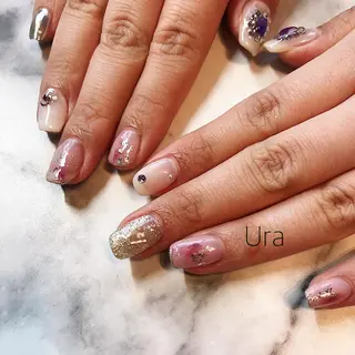 ネイル UrakoNail 《nail》のネイルデザイン