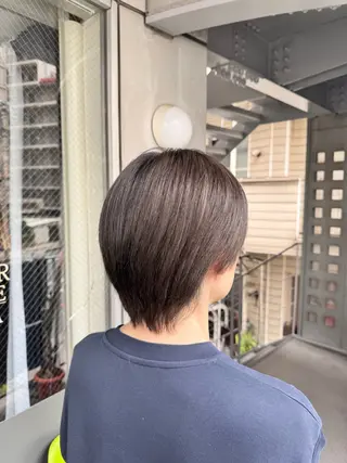 カラー 河田 愛菜のヘアスタイル