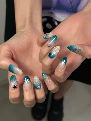 ネイル neouv所属・NEOUV_ mikuのネイルデザイン