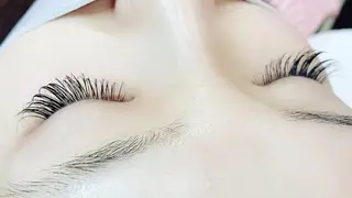 マツエク・マツパ Eyelash Salon 4Uのマツエク・マツパデザイン
