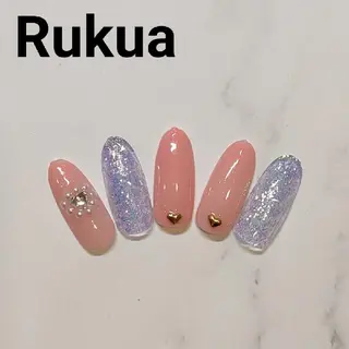 ネイル 吉澤 友恵のネイルデザイン