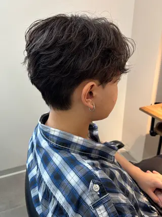パーマ メンズ フェザーパーマ千葉駅 メンズカット　保立のヘアスタイル