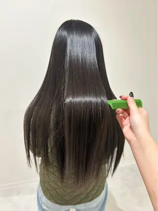 ロング 白髪ぼかしハイライト /髪質改善🧤のヘアスタイル