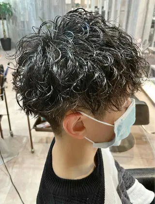 ミディアム パーマ メンズ 骨格整形カット/ ショート✂️堀夢哉のヘアスタイル