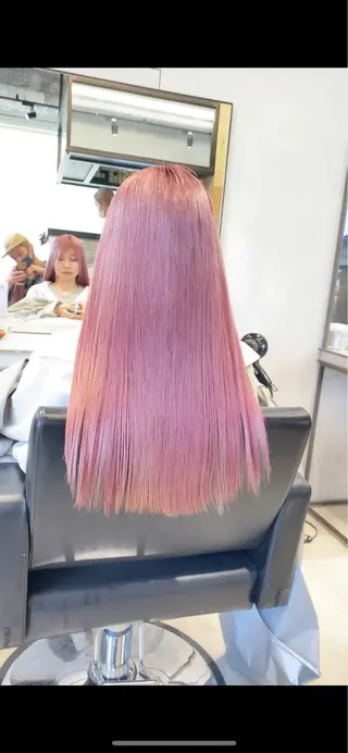 ミディアム カラー 🎨ショートの神様 /神評価🎨原田公祐のヘアスタイル