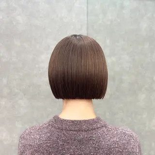 ショート ストンボブ/レイヤー 艶カラー💎ヒデジのヘアスタイル