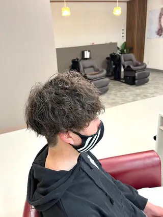 ショート パーマ メンズ KEN 🌟のヘアスタイル