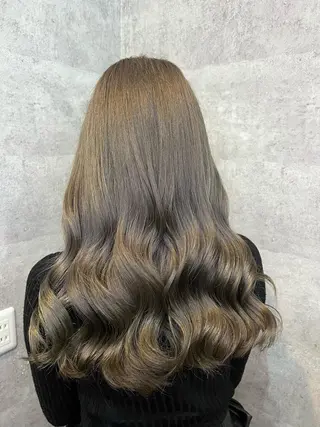 ロング 【DEST】 KAHOのヘアスタイル