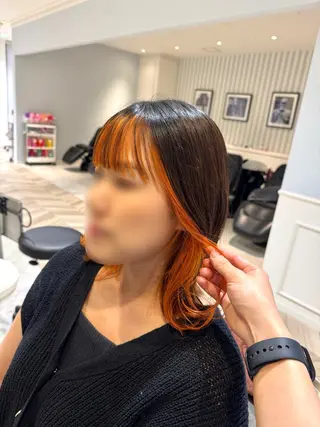 ミディアム RIN🍎ウルフカッ ト/デザインカラーのヘアスタイル