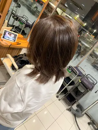 ミディアム カラー 白髪ぼかしハイライト 柳川拓哉のヘアスタイル