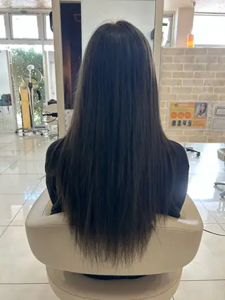ロング カラー 宮ヶ野 由樹のヘアスタイル