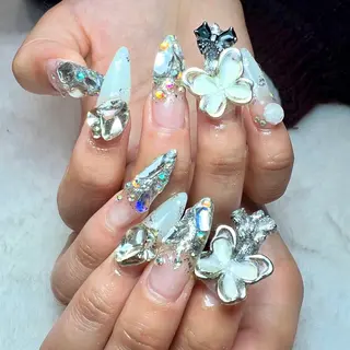 ネイル share所属・. yurieのネイルデザイン