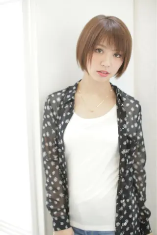 ショート カラー パーマ エイト ウメダのヘアスタイル
