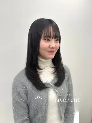 セミロング jjeno所属・aisa 札幌カットモデル🎀のヘアスタイル