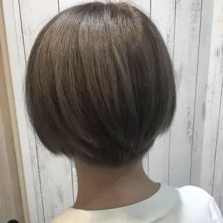 ショート カラー embrace エンブレイスのヘアスタイル