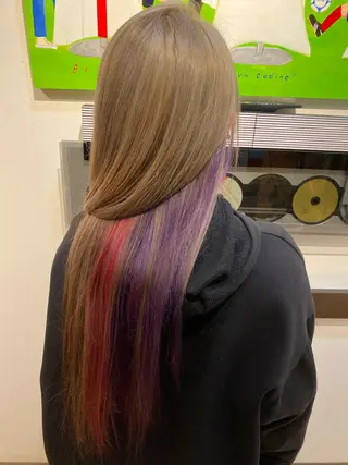 ロング カラー 斉藤 瞳のヘアスタイル
