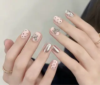 ネイル Dola Nail ユキンイのネイルデザイン