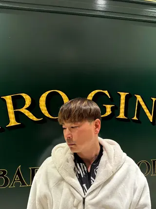 ミディアム ヒロ銀座バーバーショップ名古屋本店所属・小島 優奈のヘアスタイル