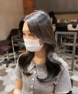 ロング 石原 悠貴のヘアスタイル