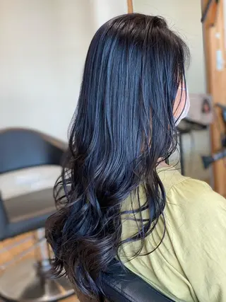 ロング カラー 関口 友行のヘアスタイル