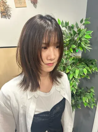 ミディアム わかばやし ゆうこのヘアスタイル