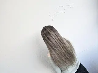 ロング カラー LaRmE 代表　HoHaRa.のヘアスタイル