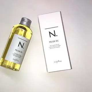 RINA🧤 デザインとボブのヘアスタイル