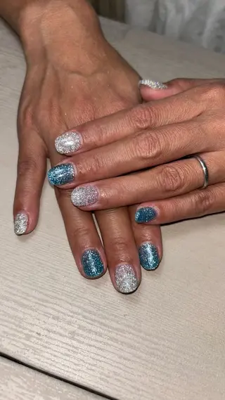 ネイル LINXS K🍎のネイルデザイン