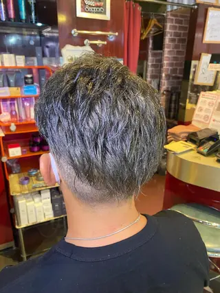 カラー メンズ レイヤーカット/ カラー/長谷恵花のヘアスタイル