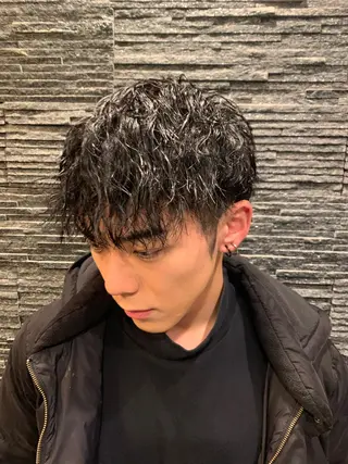 ミディアム パーマ メンズ 杉本 和大のヘアスタイル