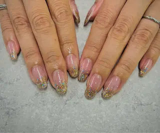 ネイル 二見 晴香のネイルデザイン