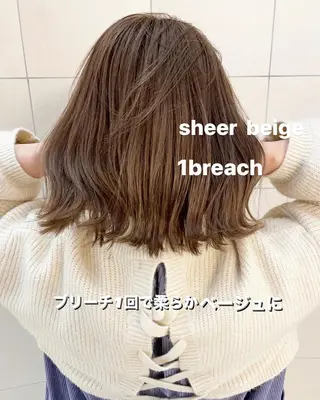 ショート カラー ケアブリーチ/ エクステ/レイヤーのヘアスタイル