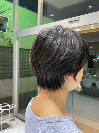 ショート 佐々木 麻衣のヘアスタイル