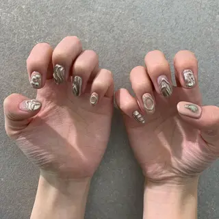 ネイル 【似合わせ提案】鈴木 舞のネイルデザイン