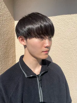 ショート ブリーチなしで透け感 暖色カラーボブaoiのヘアスタイル