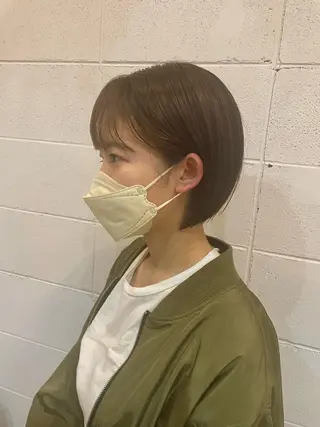 ショート 小坂 真子のヘアスタイル