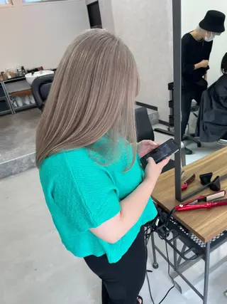 ミディアム カラー パーマ キッズ アイブロウ マツエク・マツパ メンズ ヘアアレンジ ネイル ケアカラーデザイナー 心斎橋/加山のヘアスタイル