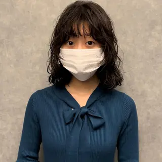 ミディアム 古沢 新のヘアスタイル