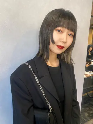 ショート ハイトーンカラー🍑 心斎橋のヘアスタイル